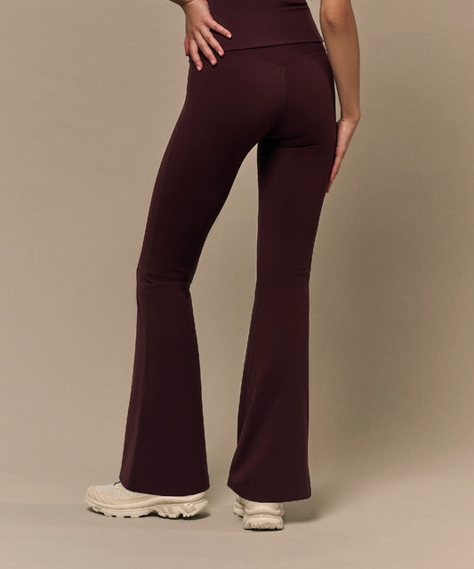 NOOR Flare Pant - Burgundy