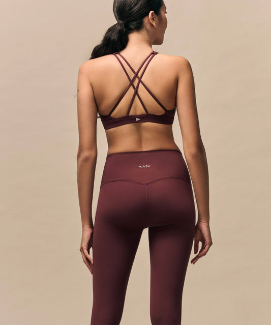 NOOR High Neck Sports Bra - Burgundy