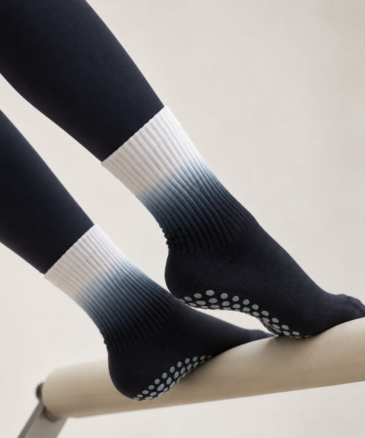 Tie-Dye Pilates Socks - Black/White