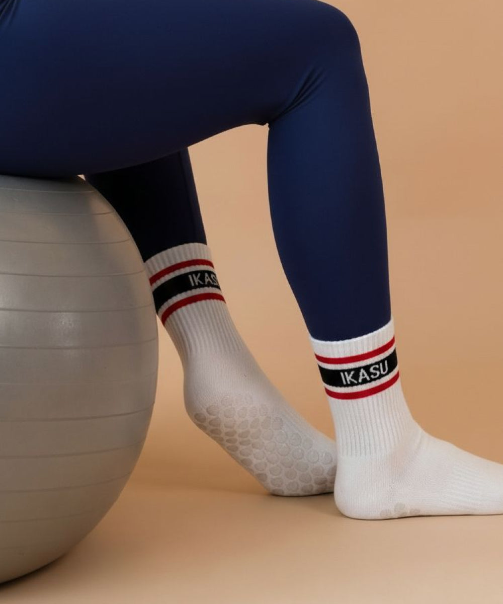 IKASU Pilates Socks - White / Red & Navy Blue