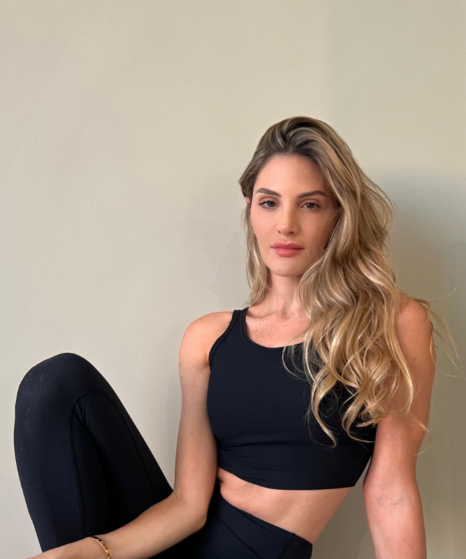 KIKA Manhattan Rib Sports Bra - Black